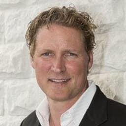 Will Troy Van Vliet win the 2026 Surrey mayoral election?