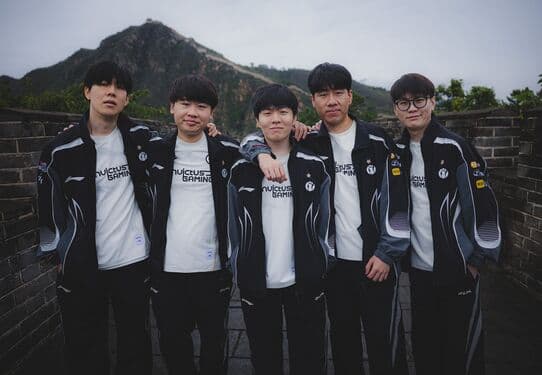 Will Invictus Gaming make a roster change before July?