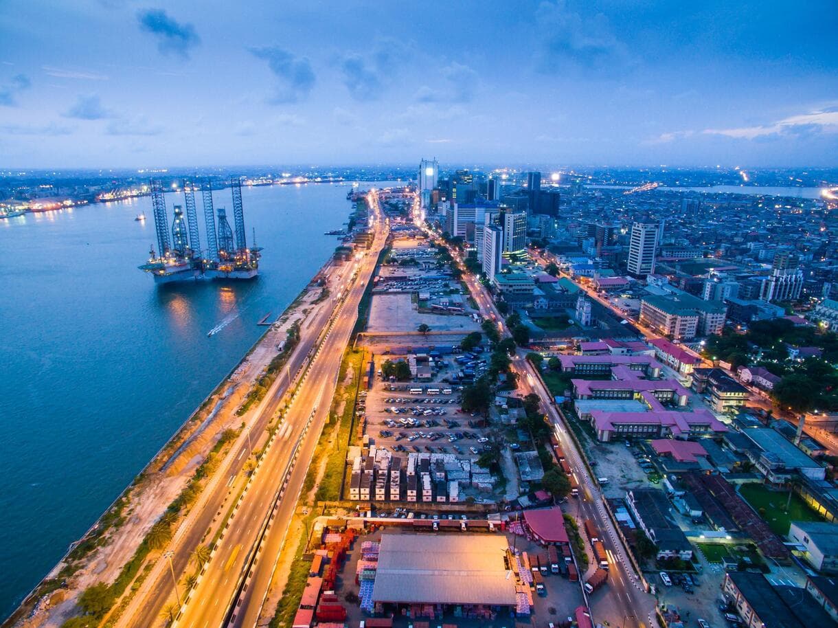 Highest temperature in Lagos on April 18?