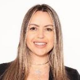 Will Karen Guerreiro win the second-most votes in the 2026 Paraná Senate election?
