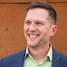 Will Keanin Loomis win the 2026 Hamilton, Ontario mayoral election?