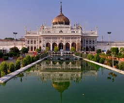 Highest temperature in Lucknow on March 29?