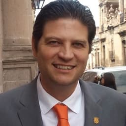 Will Alfonso Martínez Alcázar win the 2027 Michoacán Governor Election?