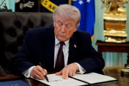 Trump's mail-in voting executive order blocked in April?