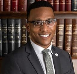 Will Christian Menefee win the Texas House special election runoff by 15% or more?