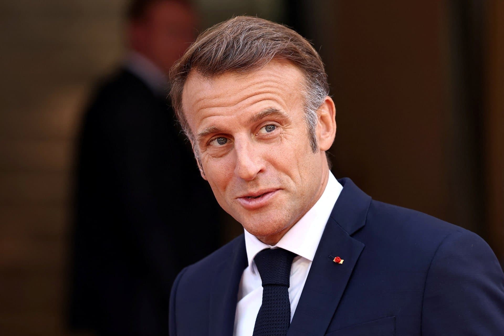 Will Donald Trump publicly insult Emmanuel Macron by October 31, 2026?