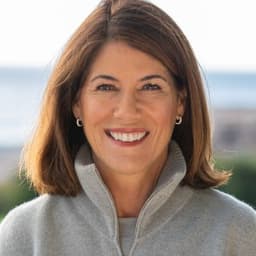 Will Helena Foulkes win the 2026 Rhode Island Governor Democratic primary election?