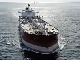 Will Iran close the Strait of Hormuz before 2027?