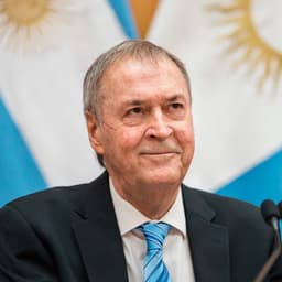 Will Juan Schiaretti win the 2027 Argentina presidential election?