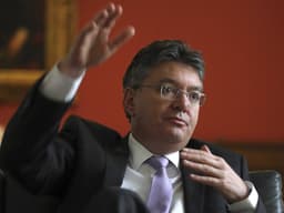 Will Mauricio Cardenas win the 2026 Colombian presidential election?